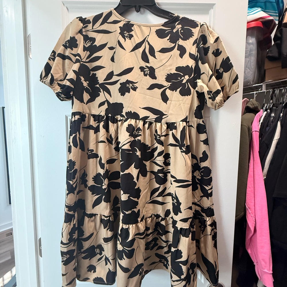 SHEIN Beige Dress with Black Floral Print